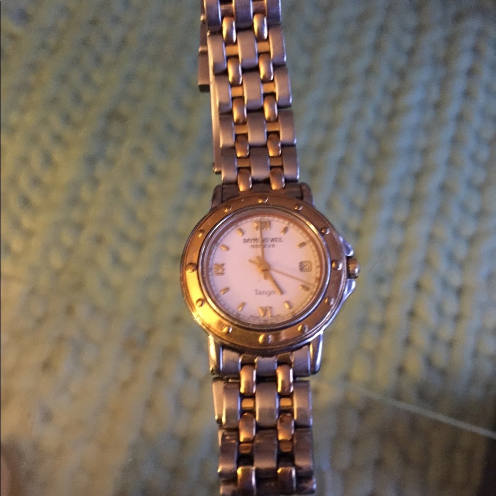 Watch gold and silver